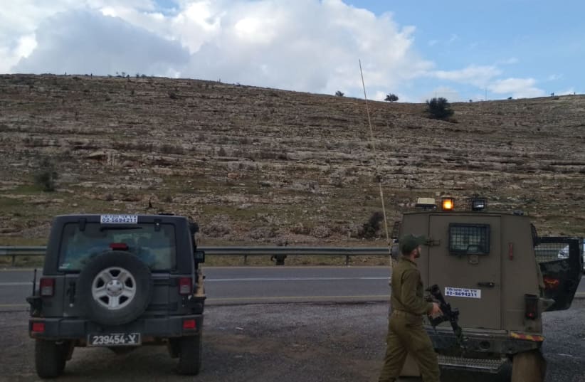 IDF forces at the Palestinian village of Nabi Salih at the central West Bank  (photo credit: MIZMOR LIXESNBERG/TPS)