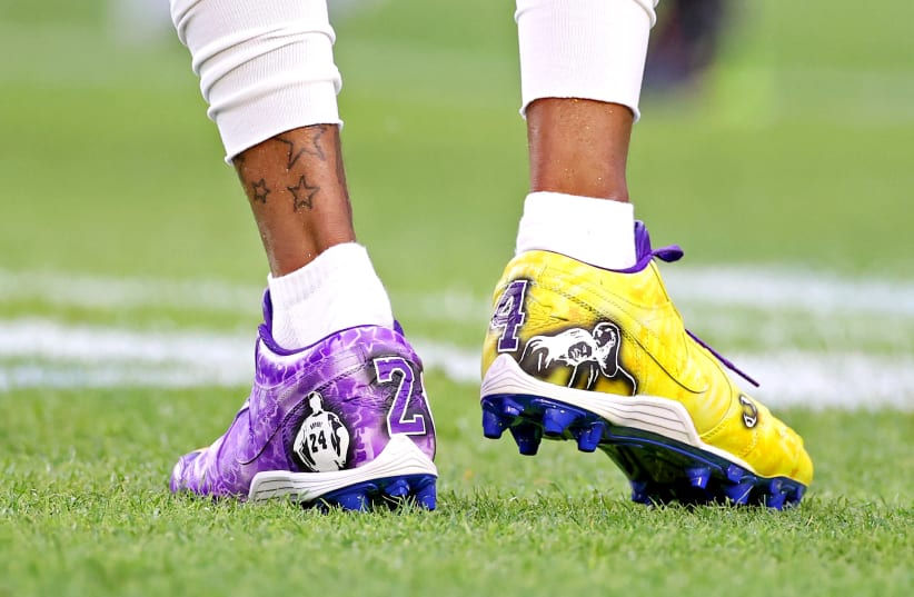  Kansas City Chiefs wide receiver Demarcus Robinson (11) wears cleats honoring Kobe Bryant before Super Bowl LIV against the San Francisco 49ers at Hard Rock Stadium (photo credit: REUTERS)