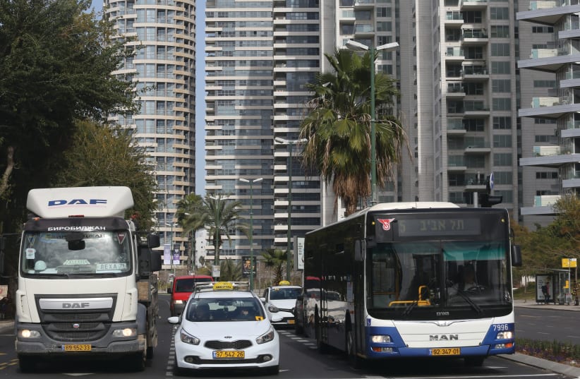 ACCORDING TO A State Comptroller’s Report released in March 2019, over the past 40 years, the density of vehicular traffic in Israel has tripled. (photo credit: MARC ISRAEL SELLEM/THE JERUSALEM POST)