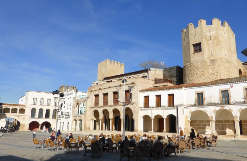 The Plaza Alta in Badajoz, Spain, 24 January 2016 (photo credit: Wikimedia Commons)
