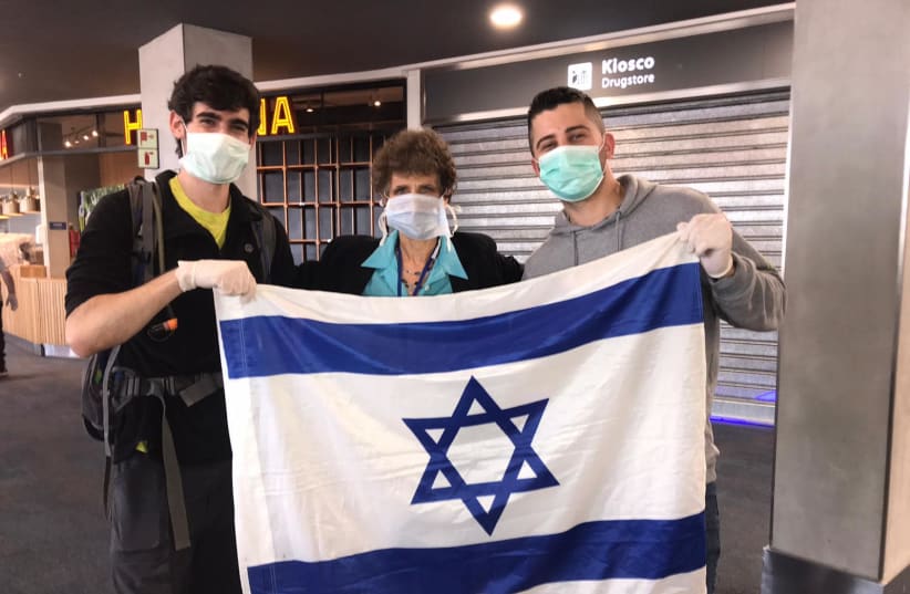 Israelis stranded in Argentina amid coronavirus outbreak return to Israel (photo credit: AMSALEM TOURS)