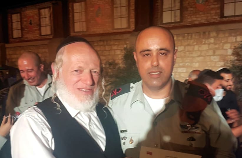 ZAKA FOUNDER Yehuda Meshi Zahav with outgoing IDF Home Front Command head Maj.-Gen. Tamir Yadai. (photo credit: ZAKA)