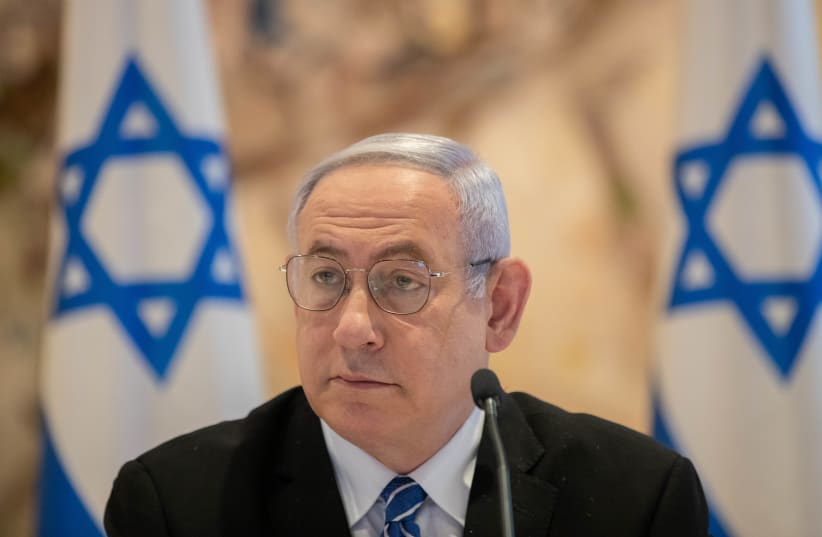 Benjamin Netanyahu at the unity government's meeting (photo credit: POOL)