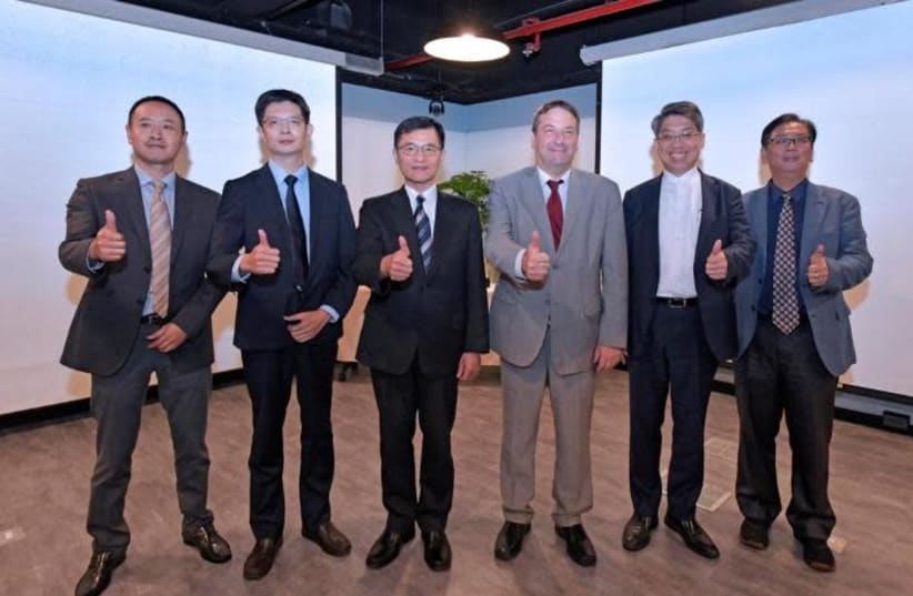 Signers of the partnership agreement in Taiwan (photo credit: Courtesy)