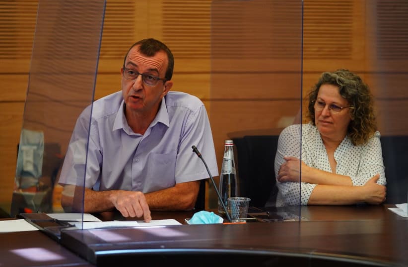 Parents of Maya Vishniyak during the Labor and Welfare Committee's Domestic Violence discussion (photo credit: KNESSET SPOKESPERSON'S OFFICE)
