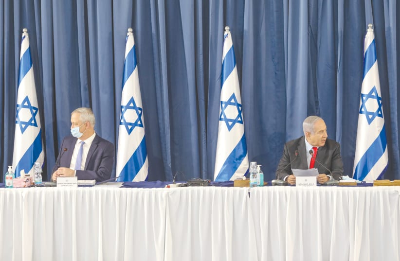 PRIME MINISTER Benjamin Netanyahu and Alternate Prime Minister Benny Gantz – a table apart. (photo credit: MARC ISRAEL SELLEM/THE JERUSALEM POST)