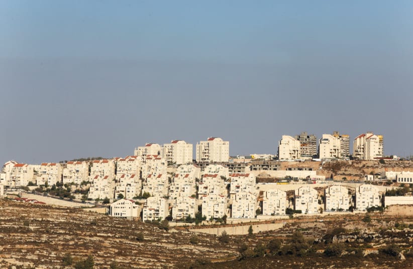 A view of Efrat (photo credit: MARC ISRAEL SELLEM/THE JERUSALEM POST)