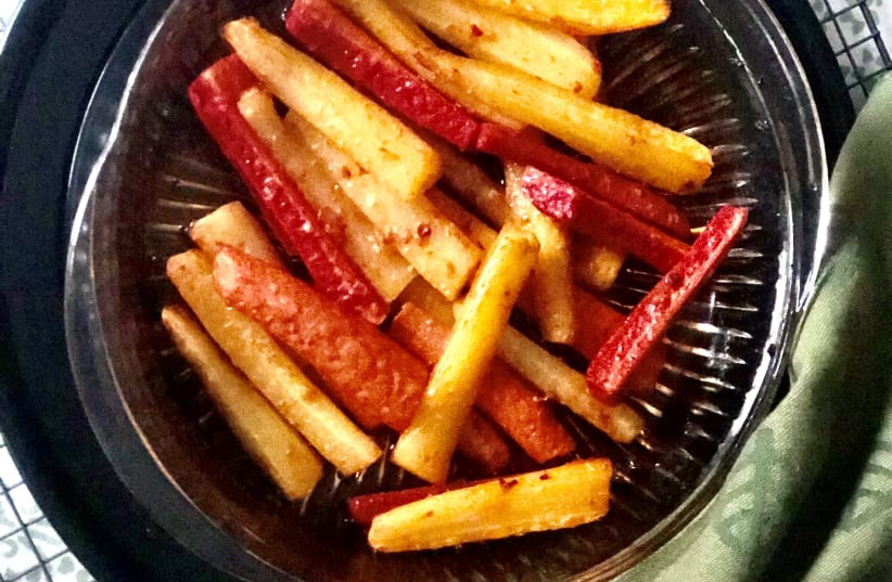 Spicy colored carrots (photo credit: PASCALE PERETZ RUBIN AND CHAGIT GOREN)