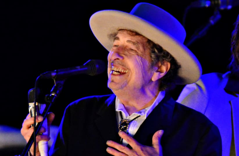 Bob Dylan performs at The Hop Festival in Paddock Wood, Kent on June 30, 2012 (photo credit: REUTERS)