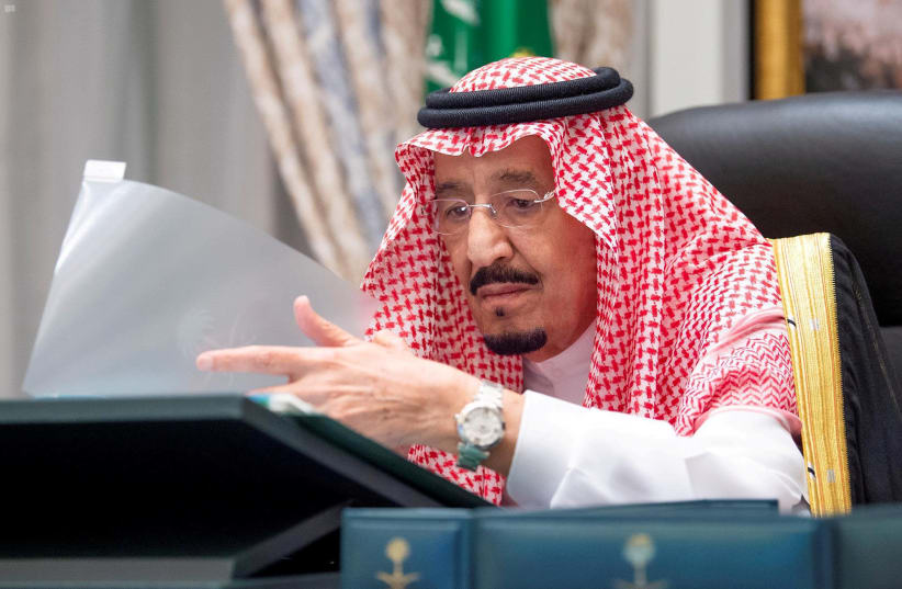 Saudi Arabia's King Salman bin Abdulaziz attends a virtual cabinet meeting in Neom (photo credit: REUTERS)