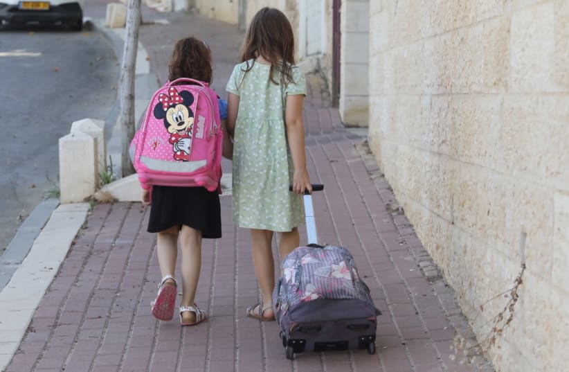 Children are returning to school in Israel amid the coronavirus pandemic. August 24, 2020. (photo credit: MARC ISRAEL SELLEM)