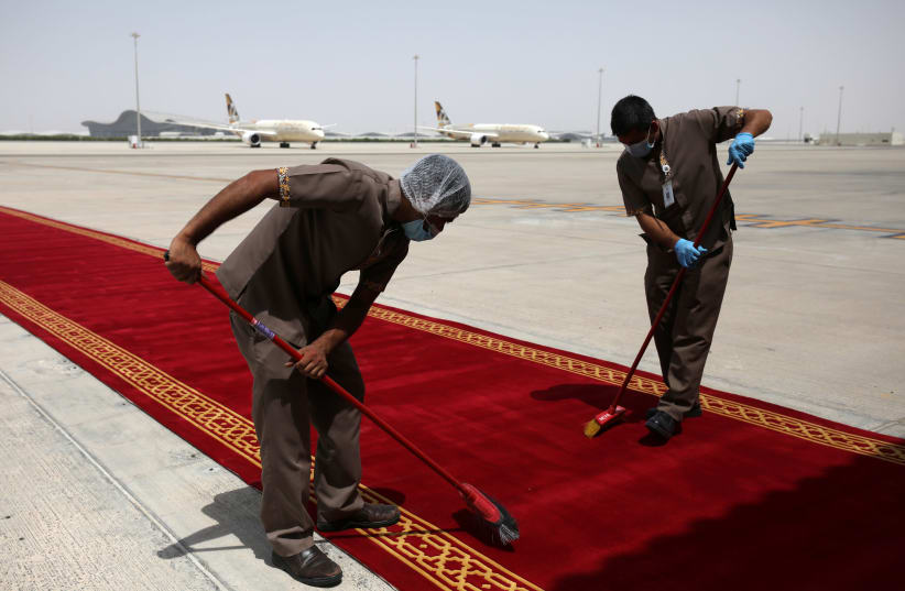 Israeli and U.S. officials fly to UAE to cement "normalization" deal. (photo credit: REUTERS/CHRISTOPHER PIKE)