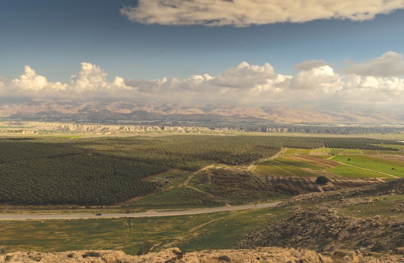 A view of the West Bank (photo credit: YANIV NADAV/FLASH90)