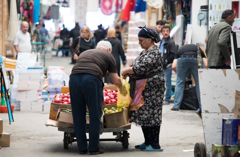 Street life at a bazar in Baku, the capital of Azerbaijan. October 14, 2019.  (photo credit: NATI SHOHAT/FLASH90)