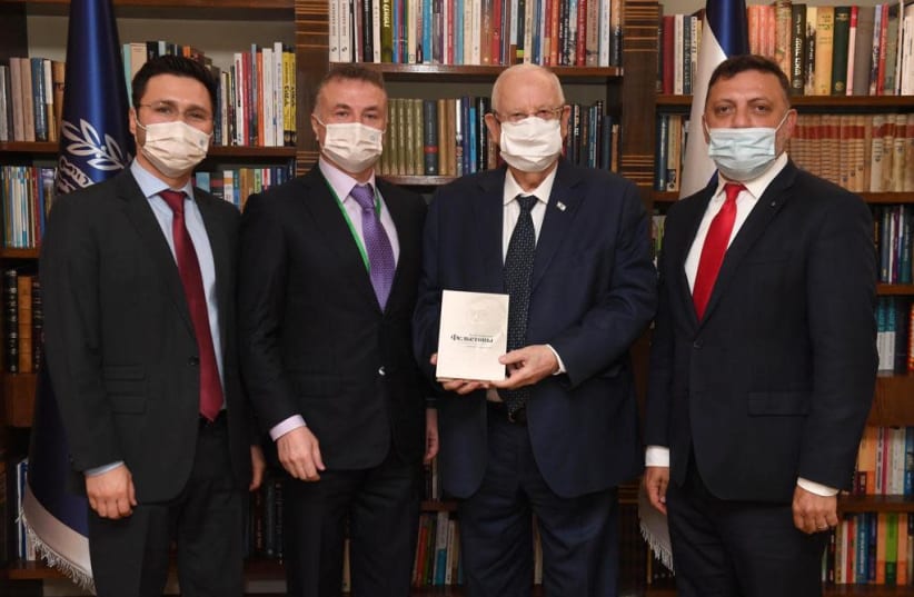 Euro-Asian Jewish leaders meet with Rivlin on reissue of Jabotinsky book (photo credit: PRESIDENT'S OFFICE)
