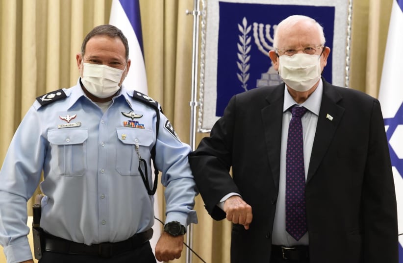 Rivlin calls on new top cop to be responsible (photo credit: PRESIDENTIAL SPOKESPERSON OFFICE)