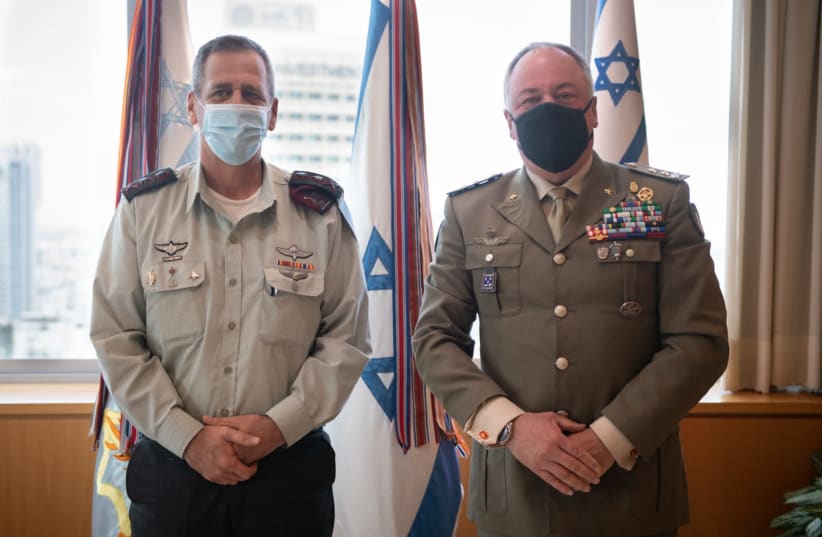 IDF Chief of Staff Aviv Kochavi [L] and UNIFIL Major General Stefano Del Col [R]   (photo credit: IDF SPOKESMAN’S UNIT)