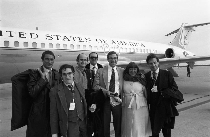 BEN YISHAI (at right) was Washington correspondent for ‘Yediot Aharonot’ at the time and traveled with US president Jimmy Carter on Airforce 1. (photo credit: COURTESY RON BEN YISHAI)