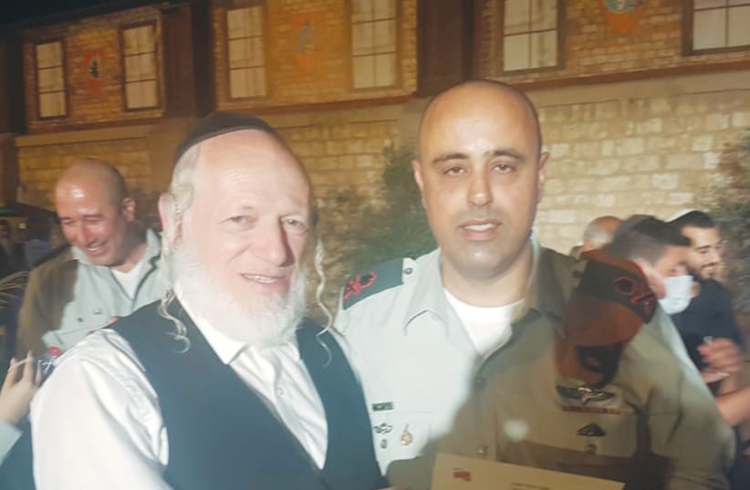 ZAKA FOUNDER Yehuda Meshi Zahav with former IDF Home Front Command head Maj.-Gen. Tamir Yadai. (photo credit: ZAKA)