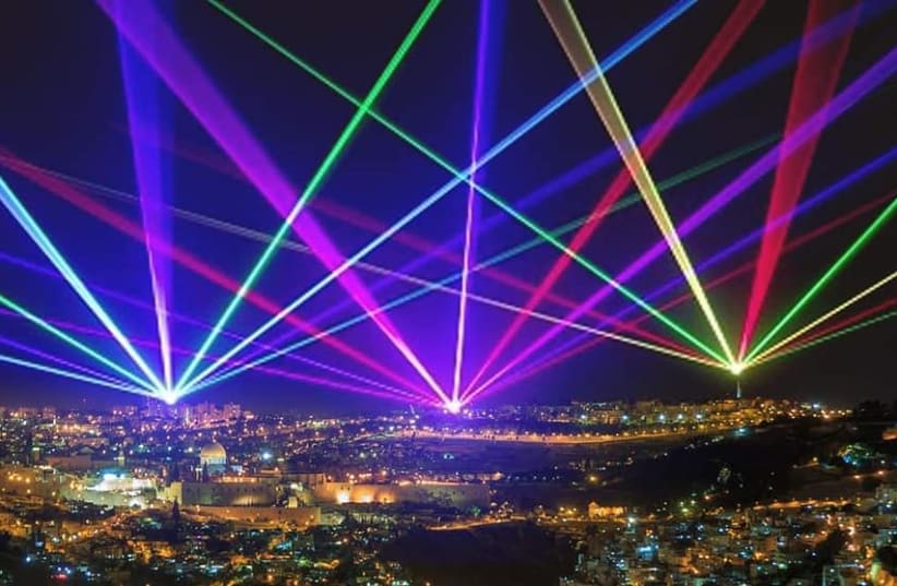 The laser show over the Haas Promenade (photo credit: FOLLOWTHELIGHTS.ORG.IL)