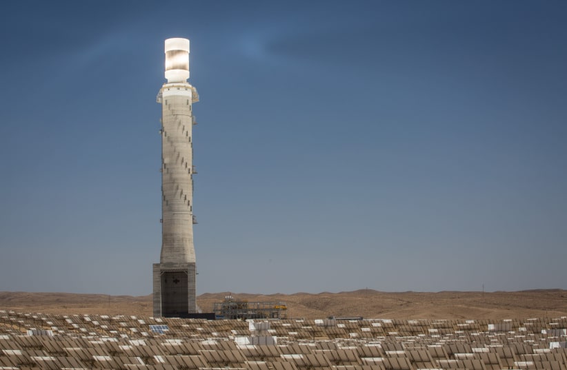 RENEWABLE ENERGY: View of the Ashalim solar power station in the Negev, 2018 (photo credit: MIRIAM ALSTER/FLASH90)