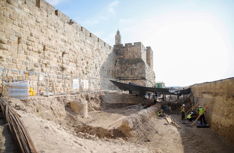 Excavations at the foot of the Tower of David, where a sunken visitors' center is slated to be built. (photo credit: RICKY RACHMAN)