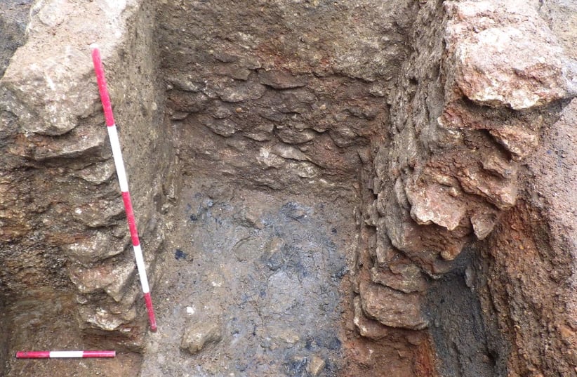 Close-up of latrine structure 3.1, after removal of the south wall. (photo credit: OXFORD ARCHAEOLOGY)