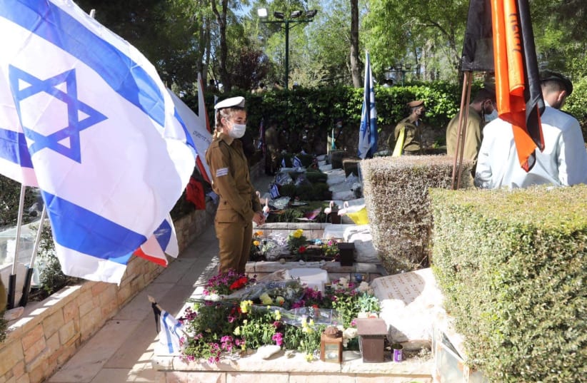 Remembrance day 2021 on Mount Herzl (photo credit: MARC ISRAEL SELLEM)