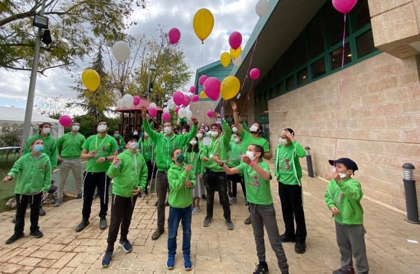 Zichron Menachem brought 80 children who are sick with cancer together for three days of outdoor fun. (photo credit: ZICHRON MENACHEM PR)