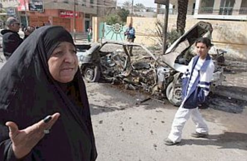baghdad car bomb 88.298 (photo credit: )