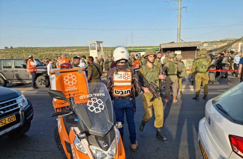 IDF and medical units at the Tapuah Junction in the West Bank after shots were fired at civilians, May 2, 2021.  (photo credit: UNITED HATZALAH‏)
