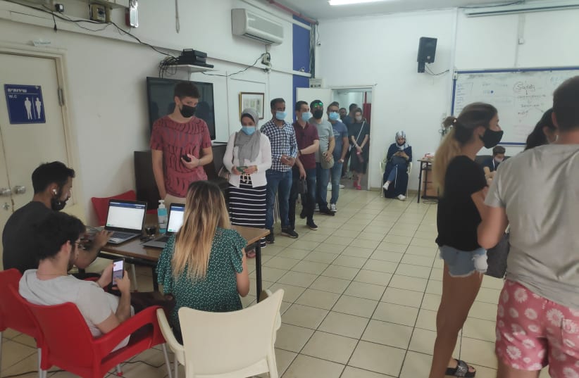 Waiting in line at Beit Leni in Tel Aviv (photo credit: Courtesy)
