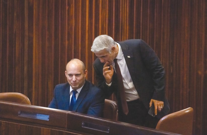 The Bennett-Lapid moment. (photo credit: OLIVIER FITOUSSI/FLASH90)