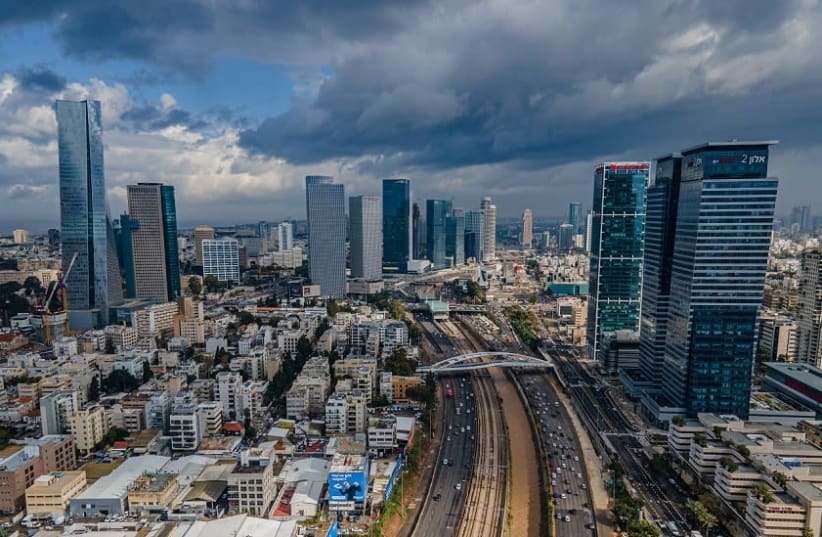 Tel Aviv (photo credit: MOMI BAREL)