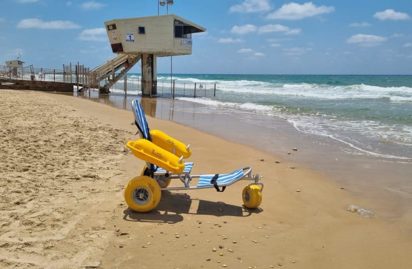 A special kind of wheelchair for built by the Haifa Municipality for disabled people  (photo credit: REUVEN COHEN/ HAIFA MUNICIPALITY)
