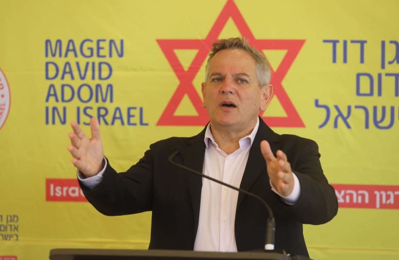 Health Minister Nitzan Horowitz speaks at the MDA vaccination center, August 8, 2021. (photo credit: MARC ISRAEL SELLEM/THE JERUSALEM POST)