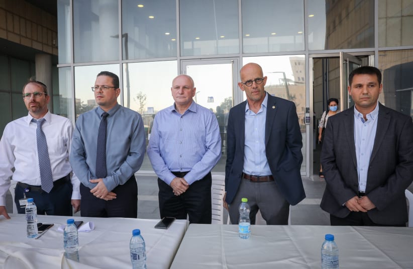  Directors of Israeli hospitals hold a press conference protesting the lack of budget for the Israeli healthcare system, in Jerusalem. (photo credit: NOAM REVKIN/FLASH90)