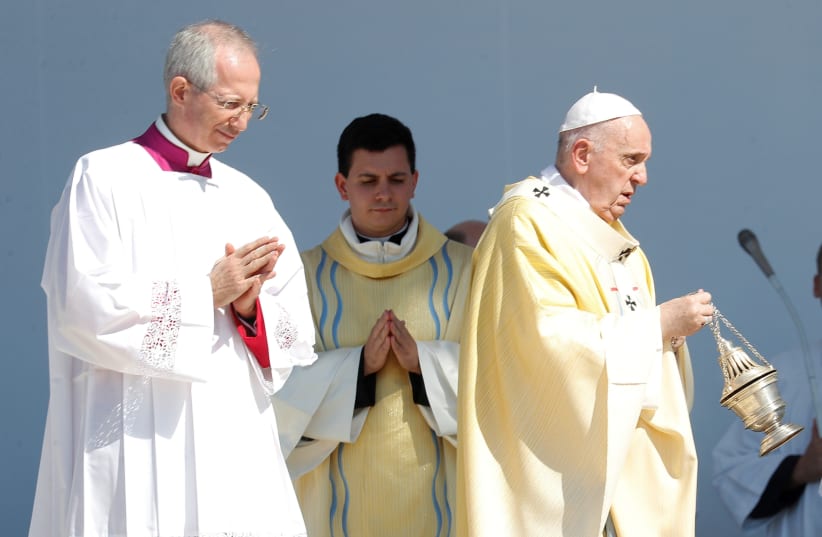  Pope Francis leads a mass in Heroes' Square, in Budapest, Hungary. (photo credit: REMO CASILLI/ REUTERS)