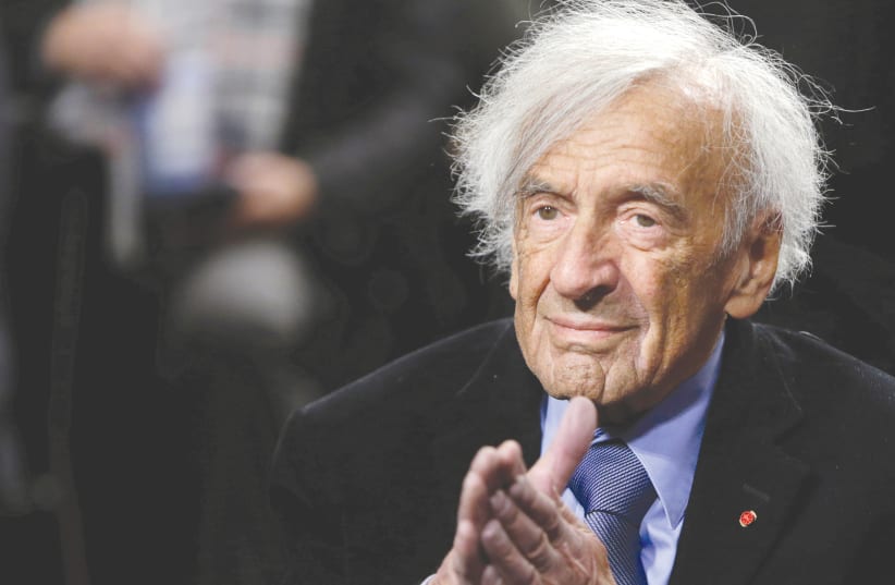 ELIE WIESEL at a roundtable discussion on Capitol Hill in Washington in 2015. (photo credit: GARY CAMERON/REUTERS)