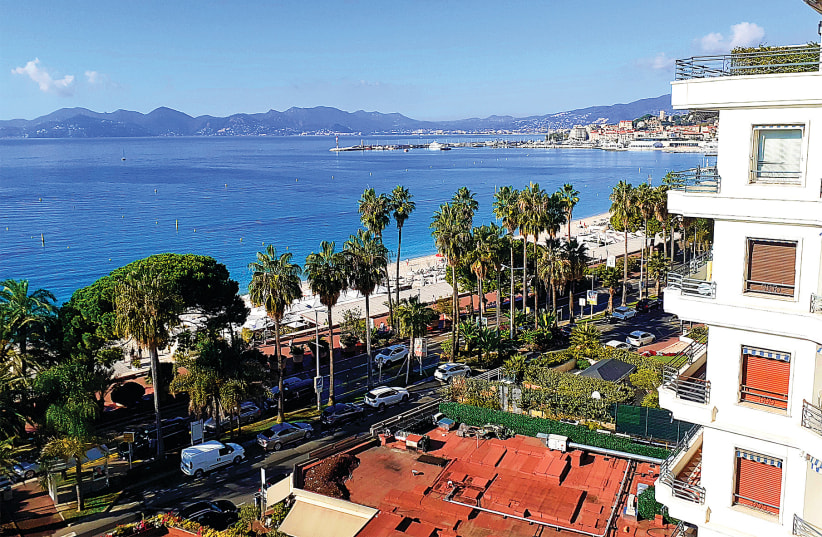  A bid's-eye view of the Cannes beach from a Martinez Hotel guest room window. (photo credit: YAKIR FELDMAN)