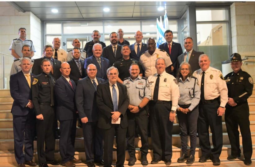  An American delegation from GILEE in the US visited Israel and met with Israel Police's Inspector-General Yaacov Shabtai (photo credit: POLICE SPOKESPERSON'S UNIT)