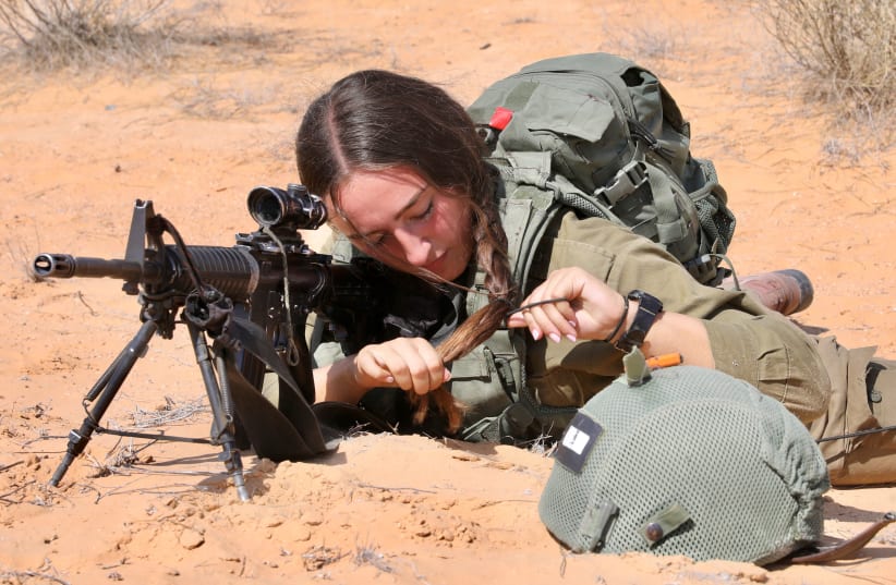  A female soldier in the field. (photo credit: MARC ISRAEL SELLEM)
