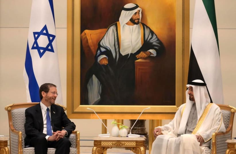   Israeli President Isaac Herzog with Crown Prince of Abu Dhabi, Sheikh Mohammed bin Zayed Al Nahyan. (photo credit: AMOS BEN GERSHOM/GPO)