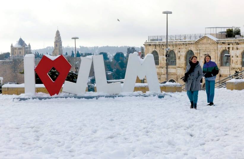  JERUSALEM LOVES snow. (photo credit: YOSSI ZAMIR)