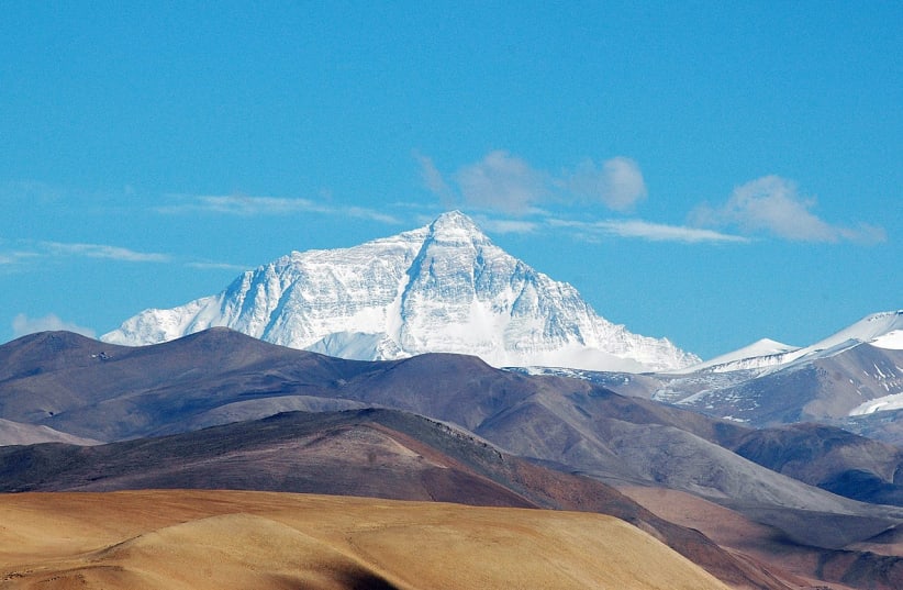  Mount Everest, the tallest mountain in the world. (photo credit: Wikimedia Commons)