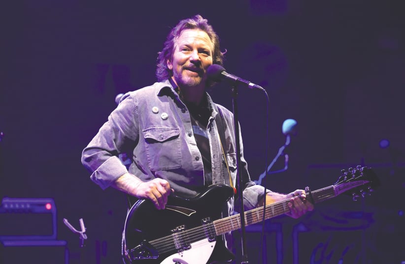  EDDIE VEDDER and The Earthlings perform at the Beacon Theater in New York on February 3. (photo credit: William Snyder)