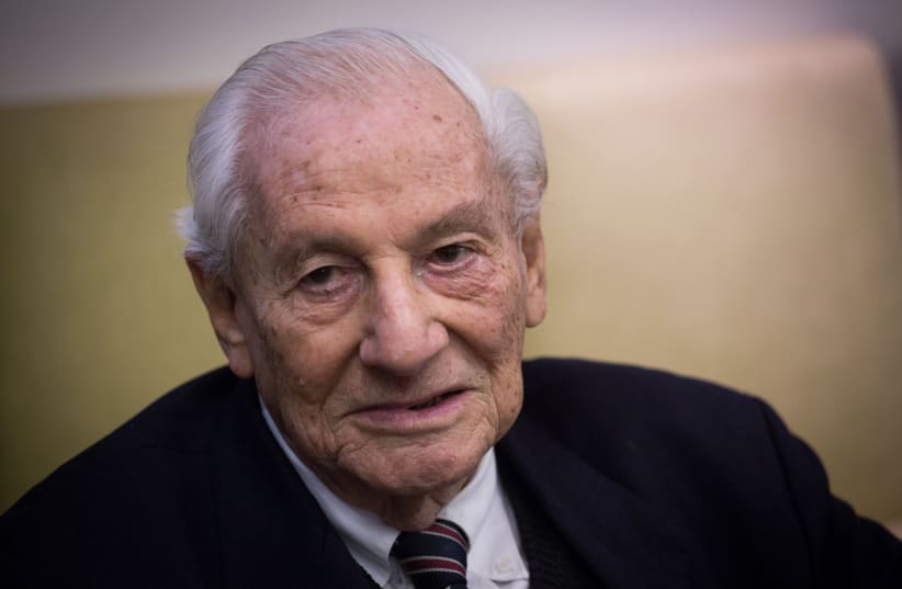  Former Supreme Court judge and prosecuter Gabrial Bach, seen during an event marking the 55th anniversary of the Eichmann Trial, hosted by Israeli President Reuven Rivlin at the President's residence in Jerusalem, on the International Holocaust Remembrance Day, January 27, 2016.  (photo credit: HADAS PARUSH/FLASH90)