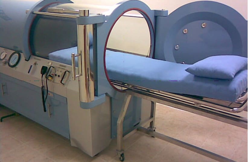  Hyperbaric chamber for hyperbaric oxygen therapy (HBOT). (photo credit: Wikimedia Commons)