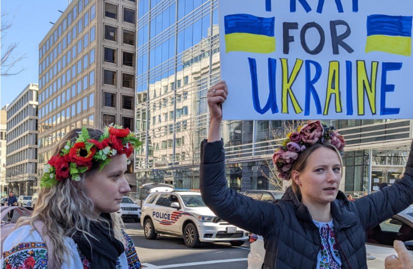  People rallying in Washington, D.C. in support of Ukraine, February 27, 2022. (photo credit: OMRI NAHMIAS)