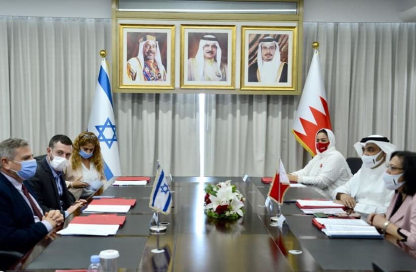  Health Minister Nitzan Horowitz at the signing of a cooperation agreement with Bahrain on March 9, 2022 (photo credit: HEALTH MINISTRY)